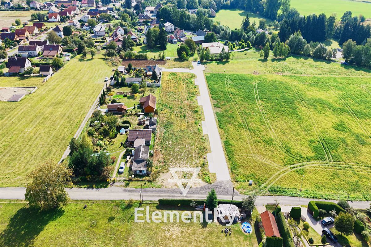 Prodej stavebního pozemku 712 m²