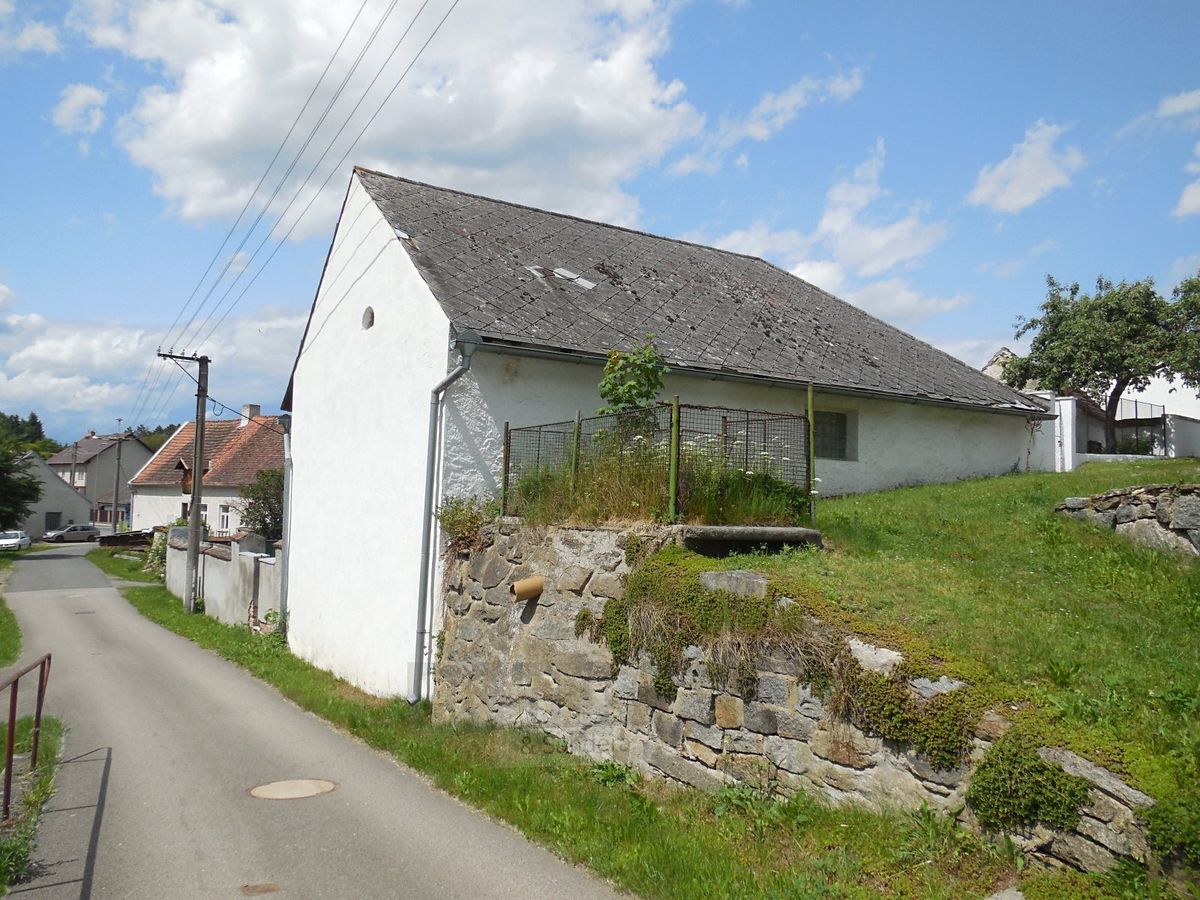 Prodej rodinného domu 356 m², pozemek 263 m² – fotografie 4