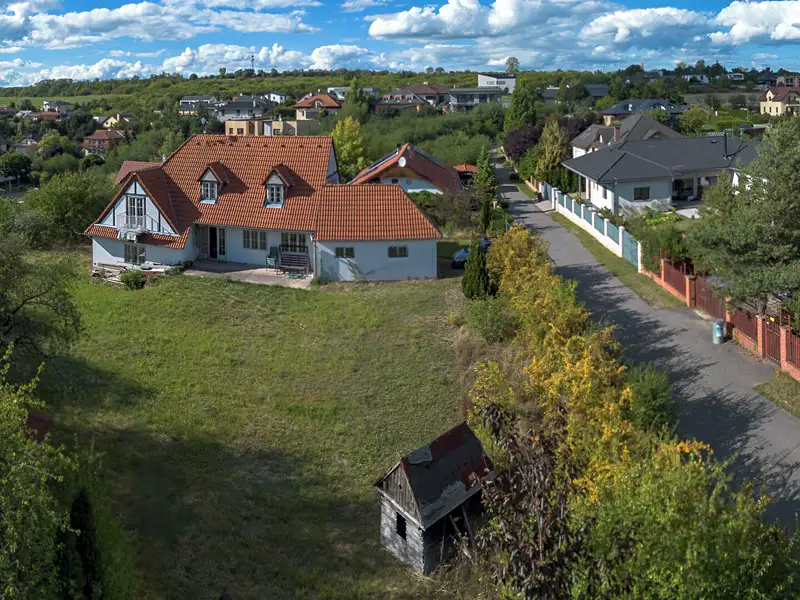 Prodej rodinného domu 153 m², pozemek 1447 m², Statenice – náhled fotky 2