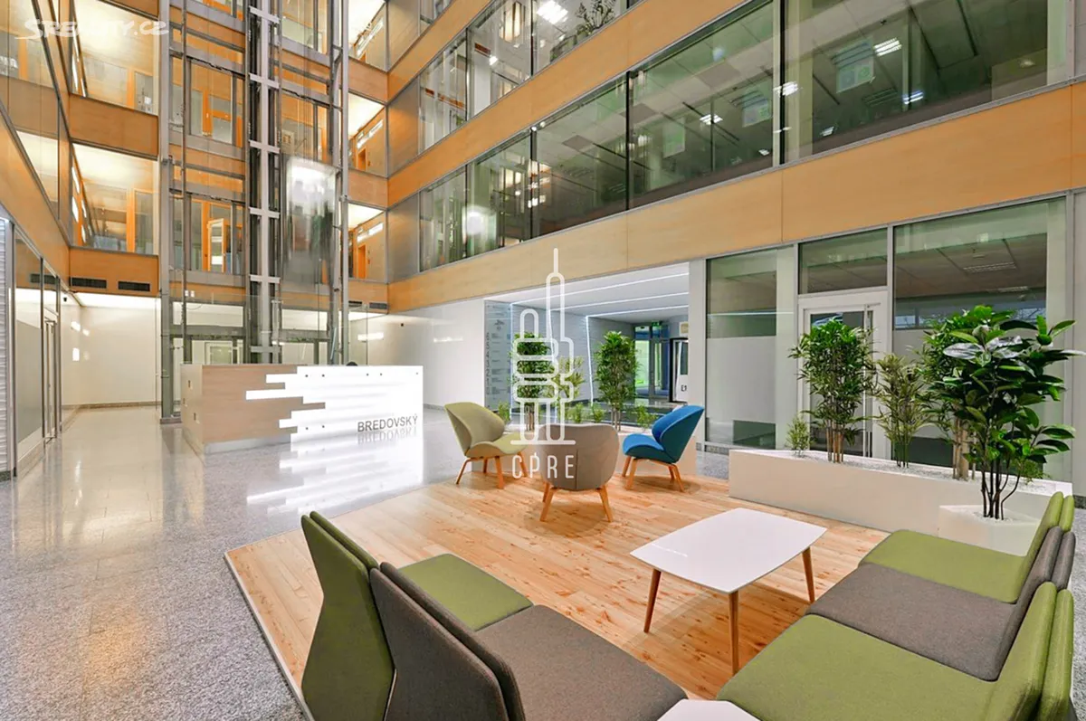 Pronájem kanceláře 322 m² – pohled 4