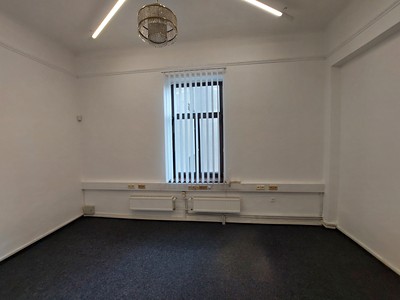 Комерційне приміщення в оренду, 19 м² (2 з 3)
