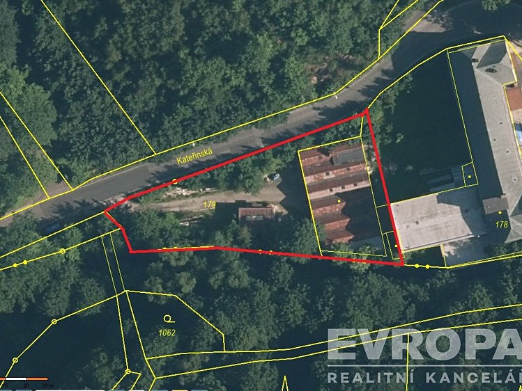 Комерційне приміщення на продаж, 445 м² (1 з 7)