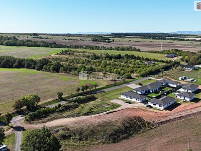 Prodej stavebního pozemku 1166 m²