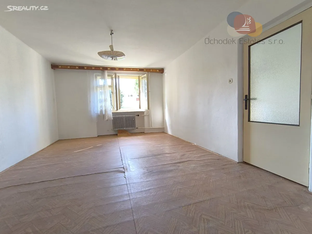 Prodej vícegeneračního domu 283 m², pozemek 1254 m² - Więcej