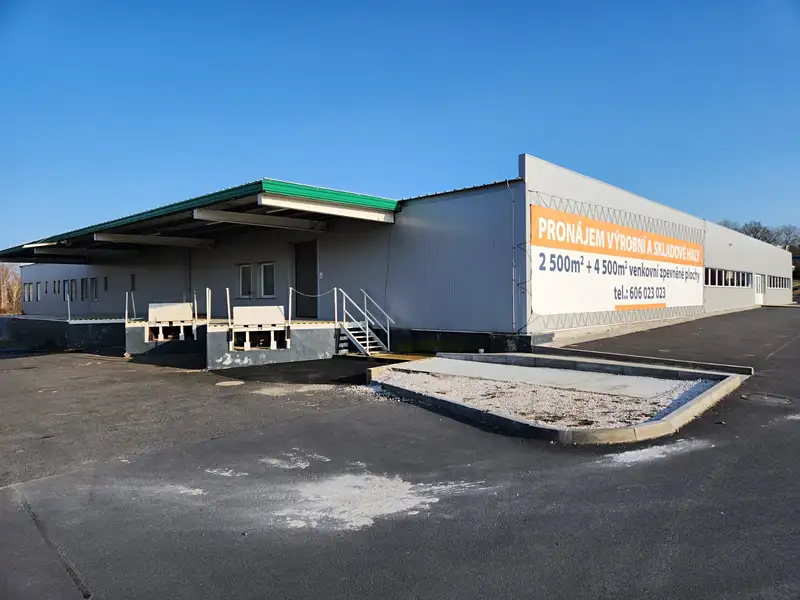 Prodej výrobní haly, prostoru 2435 m², Cheb – náhled fotky 3