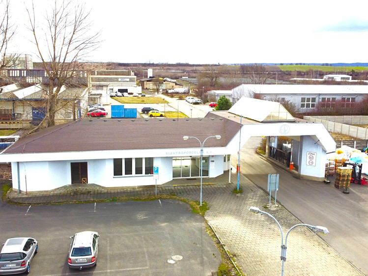 Pronájem komerčního prostoru, 2 200 m² (16 z 20)