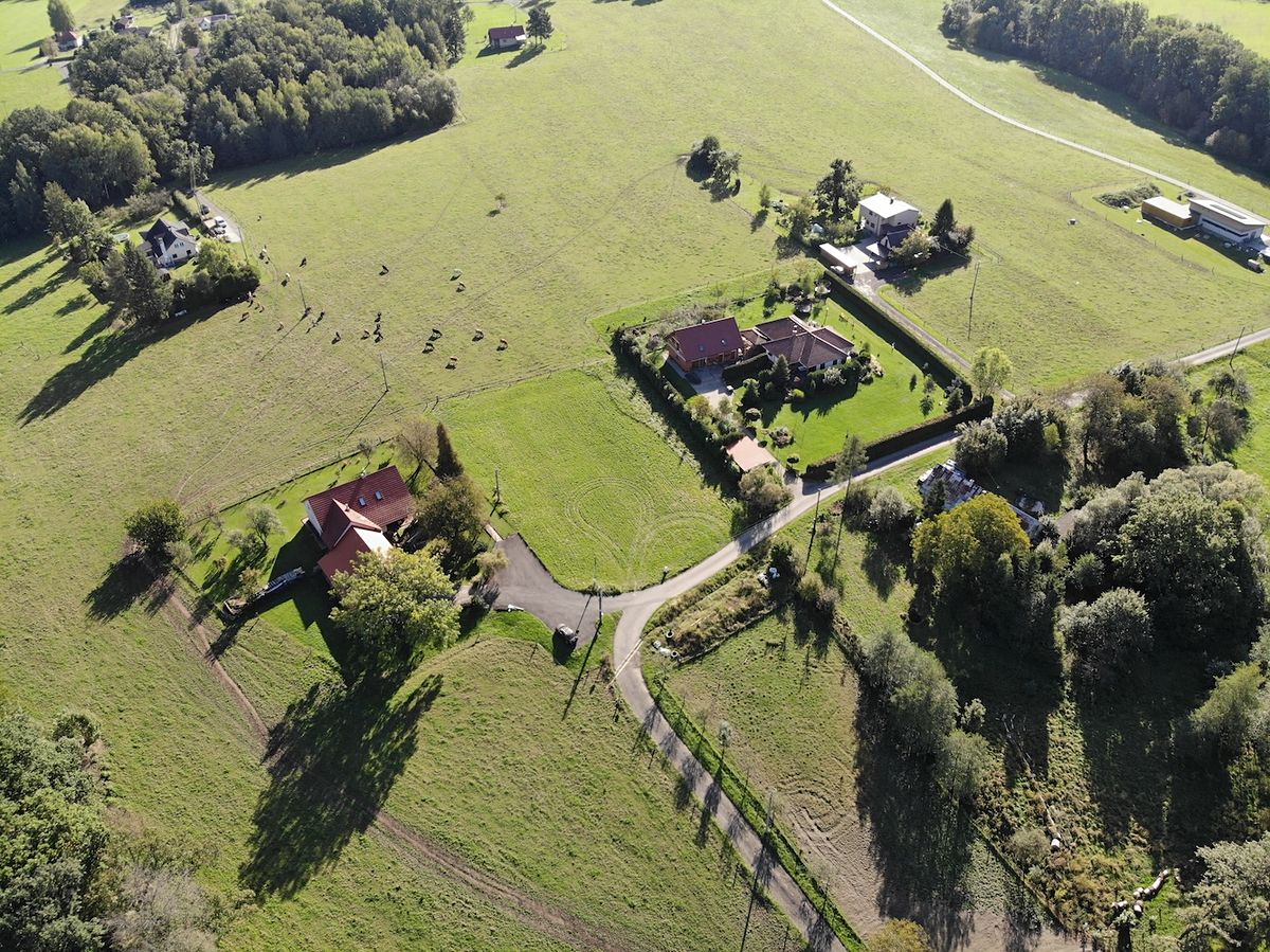 Prodej stavebního pozemku 1278 m² – fotografie 2