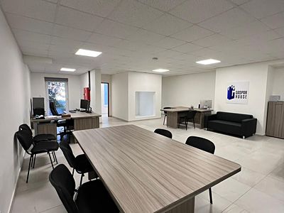 Prodej kanceláře 92 m²