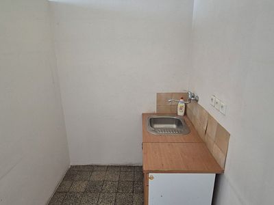 Pronájem obchodního prostoru 22 m²