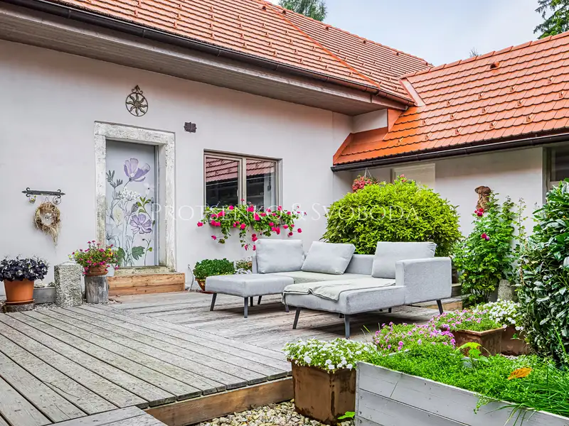 Prodej vícegeneračního domu 354 m², pozemek 2604 m², Pavlov – náhled fotky 1