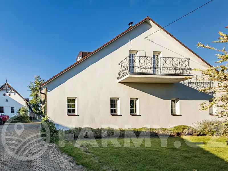 Prodej zemědělské usedlosti 700 m², pozemek 330000 m², Březnice – náhled fotky 3