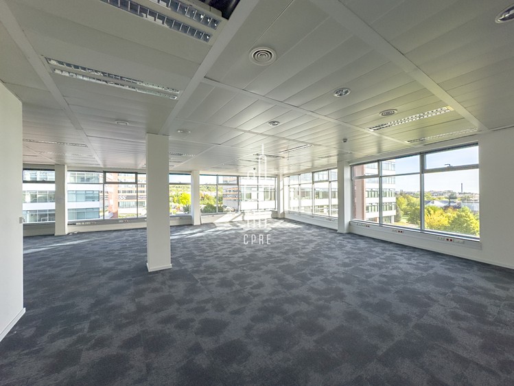 Комерційне приміщення в оренду, 400 м² (4 з 15)