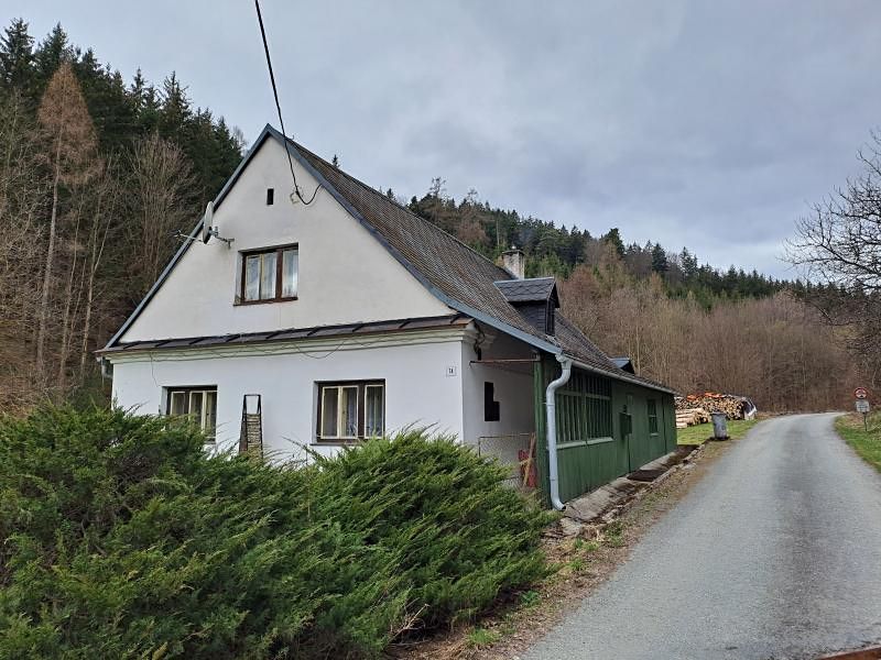 Prodej rodinného domu 130 m², pozemek 720 m²