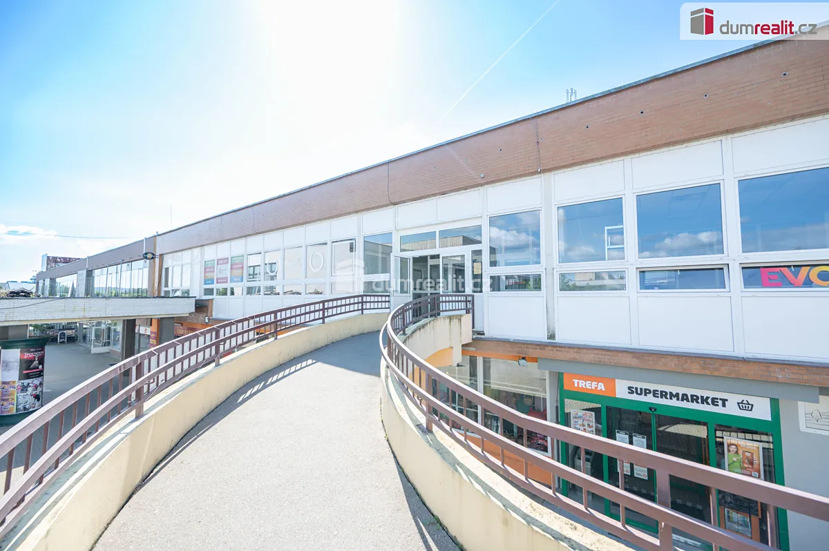 Pronájem obchodního prostoru 62 m²