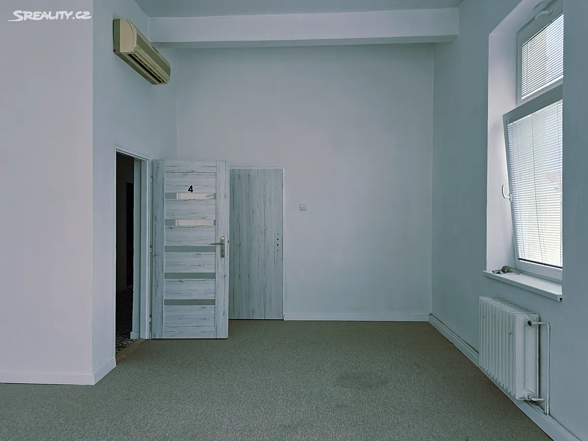 Pronájem kanceláře 189 m² – pohled 6