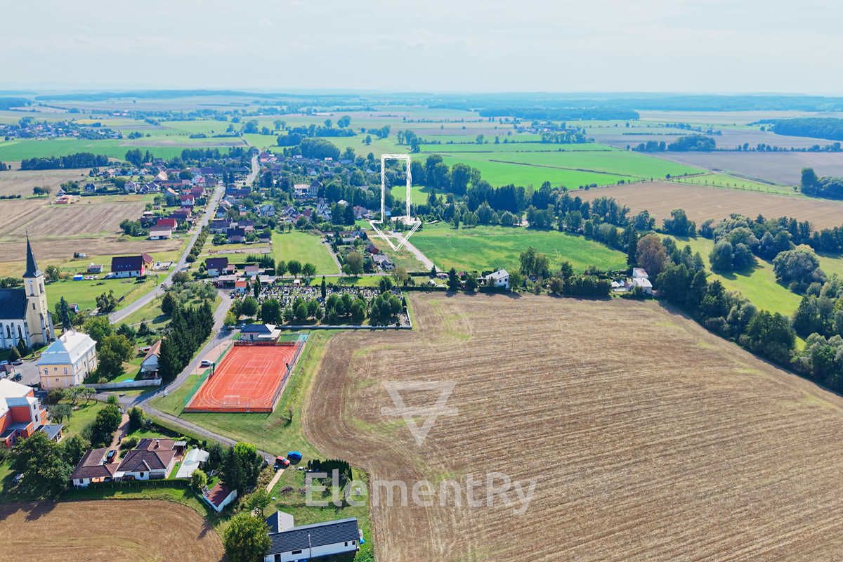 Prodej stavebního pozemku 650 m² – fotografie 2