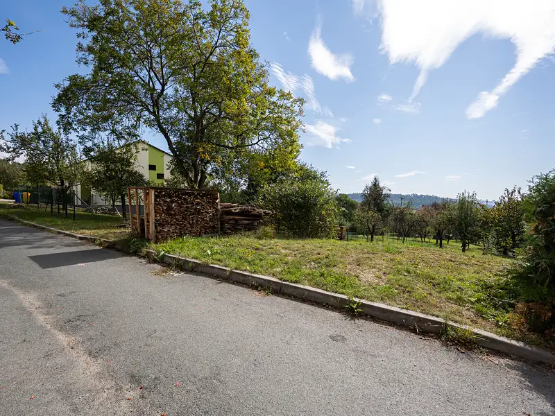 Prodej stavebního pozemku 862 m², Lipůvka – náhled fotky 1