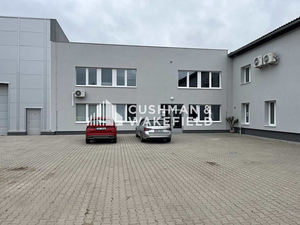 Prodej výrobní haly, prostoru 2800 m² – fotografie 2
