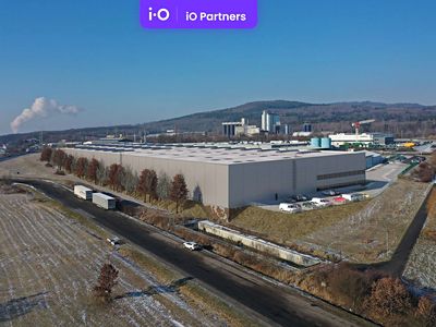 Pronájem skladového prostoru 5307 m²
