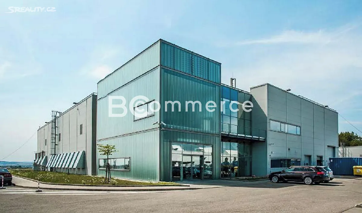 Pronájem výrobní haly, prostoru 5240 m², Brno