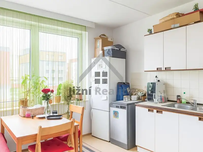 Prodej bytu 2+1 70 m², Vodňany – náhled fotky 2