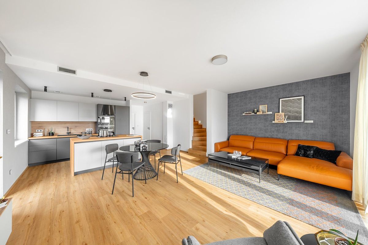 Prodej rodinného domu 128 m², pozemek 291 m² – fotografie 2