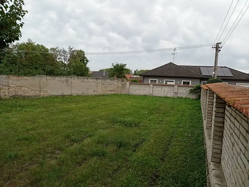 Prodej stavebního pozemku 461 m², Drnholec – náhled fotky 3