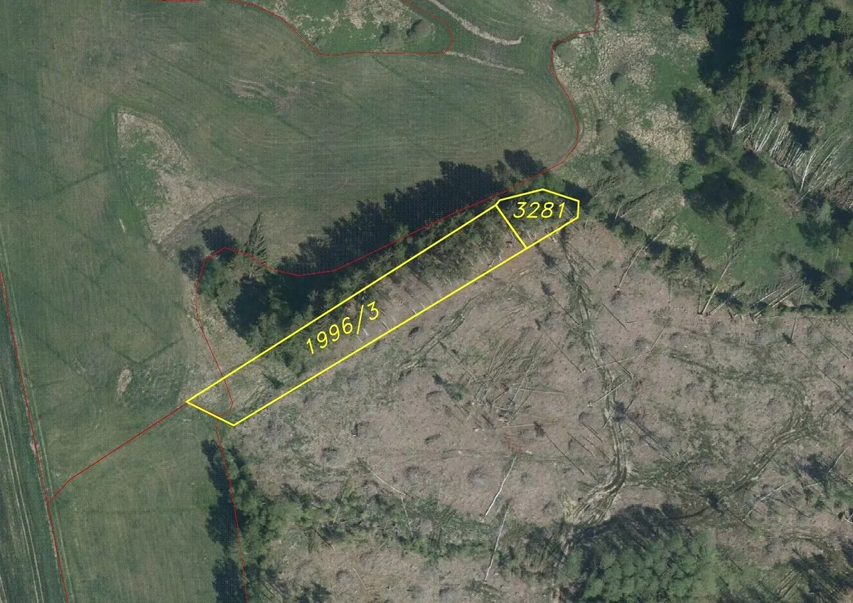Prodej pole 2395 m²