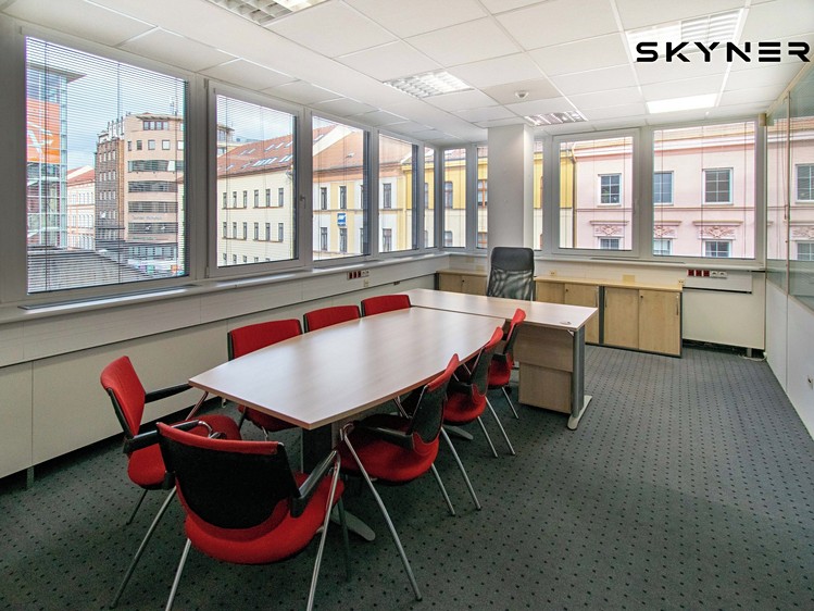 Gewerbefläche zur Miete, 600 m² (2 von 19)