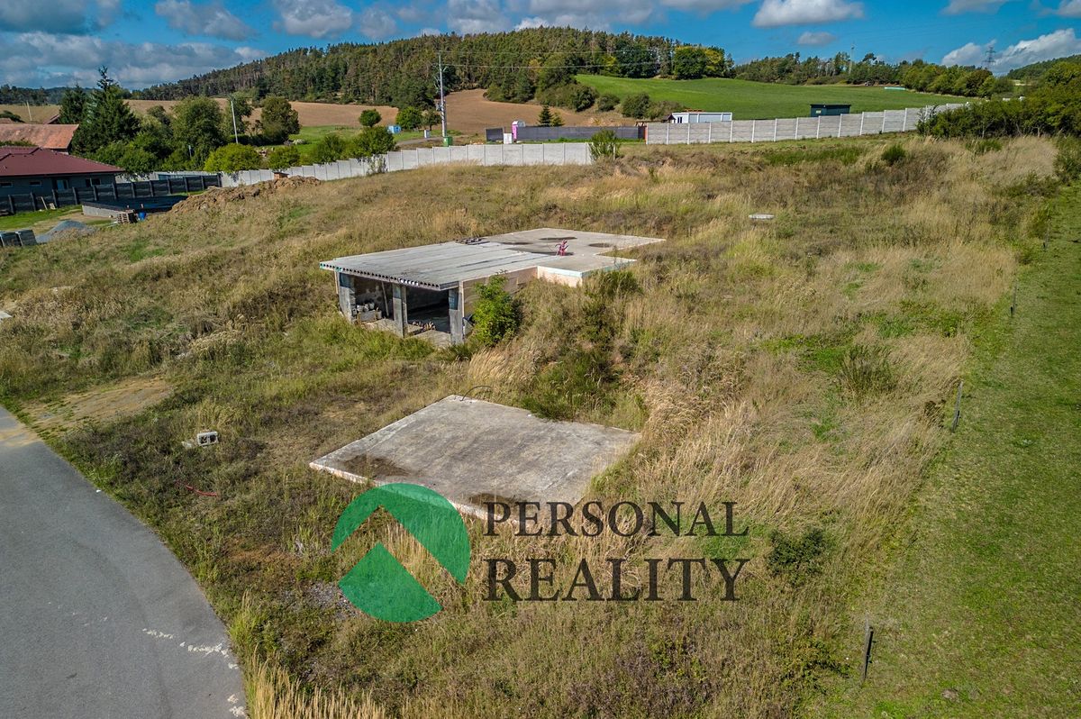 Prodej rodinného domu 132 m², pozemek 1723 m² – fotografie 2