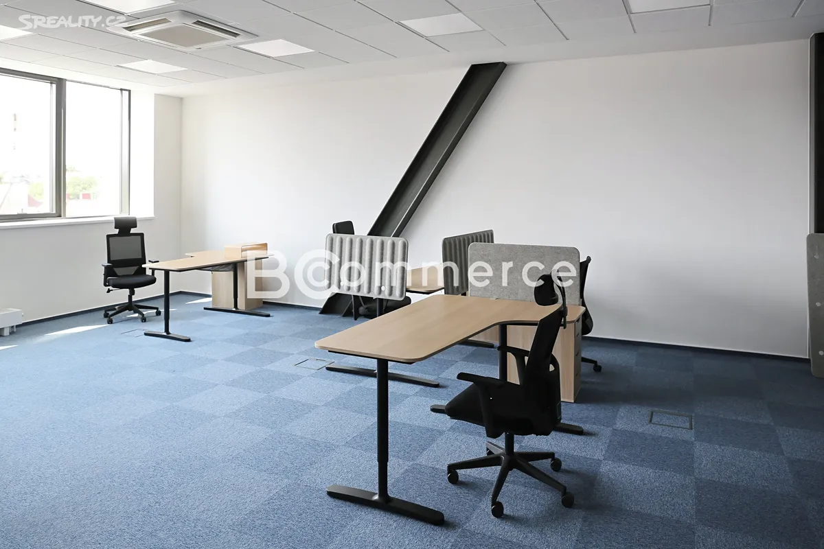 Pronájem kanceláře 433 m², Brno