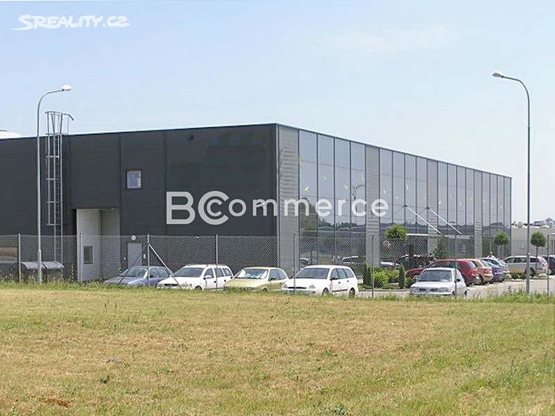 Pronájem skladového prostoru 1 743 m² – pohled 2