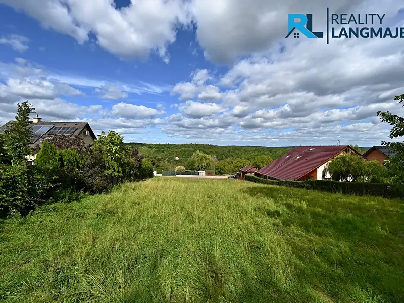 Prodej stavebního pozemku 972 m², Otročiněves – náhled fotky 3