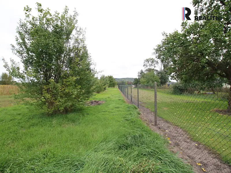 Prodej zahrady 589 m², Hrušovany u Brna – náhled fotky 2