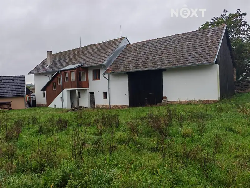 Prodej rodinného domu 236 m², pozemek 570 m², Dobev – náhled fotky 1