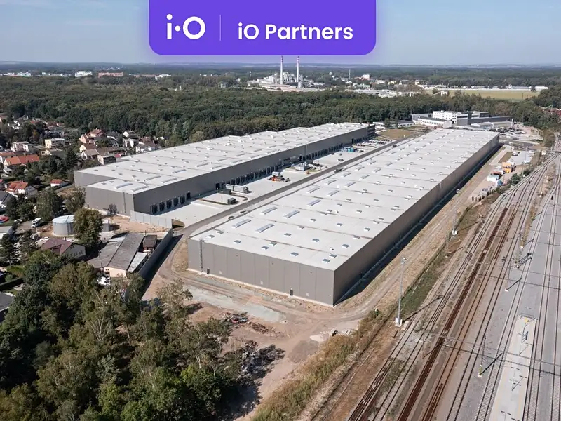 Pronájem skladového prostoru 7823 m², Pardubice – náhled fotky 3