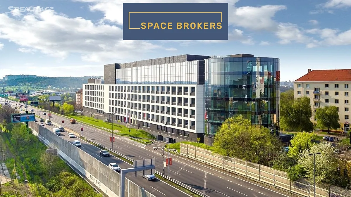 Pronájem kanceláře 2790 m², Jihlavská