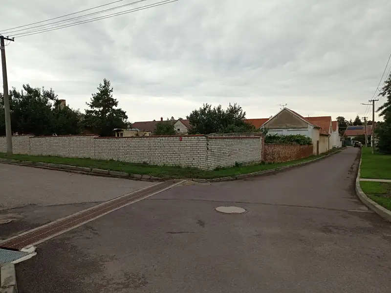 Prodej stavebního pozemku 461 m², Drnholec – náhled fotky 2