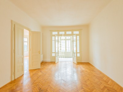Pronájem kanceláře 500 m² — photo 2