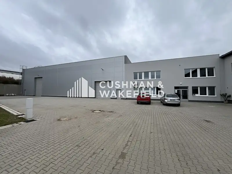 Prodej výrobní haly, prostoru 2800 m², Ondřejov – náhled fotky 3