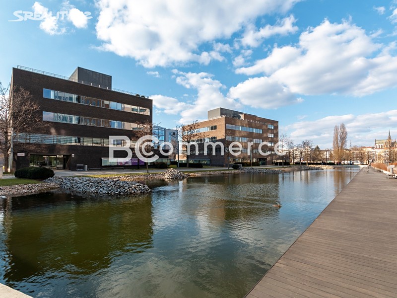 Pronájem kanceláře 936 m², okres Brno-město