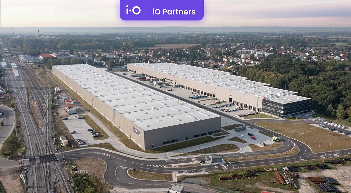 Pronájem skladového prostoru 7823 m² – pohled 2