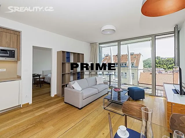 Pronájem bytu 2+kk 60 m² – pohled 2