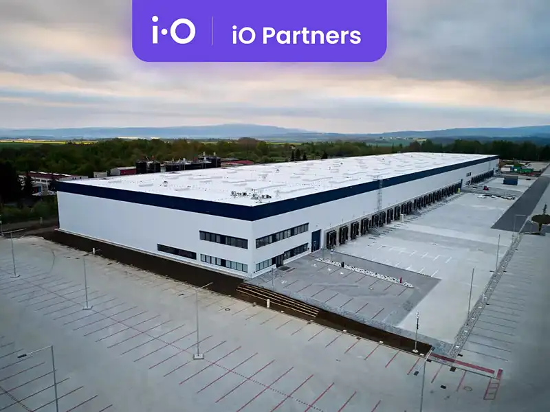 Pronájem skladového prostoru 11000 m², Cheb – náhled fotky 2
