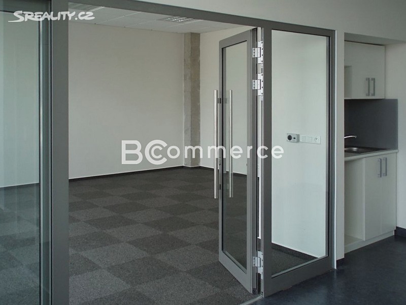 Pronájem skladového prostoru 480 m², okres Brno-město