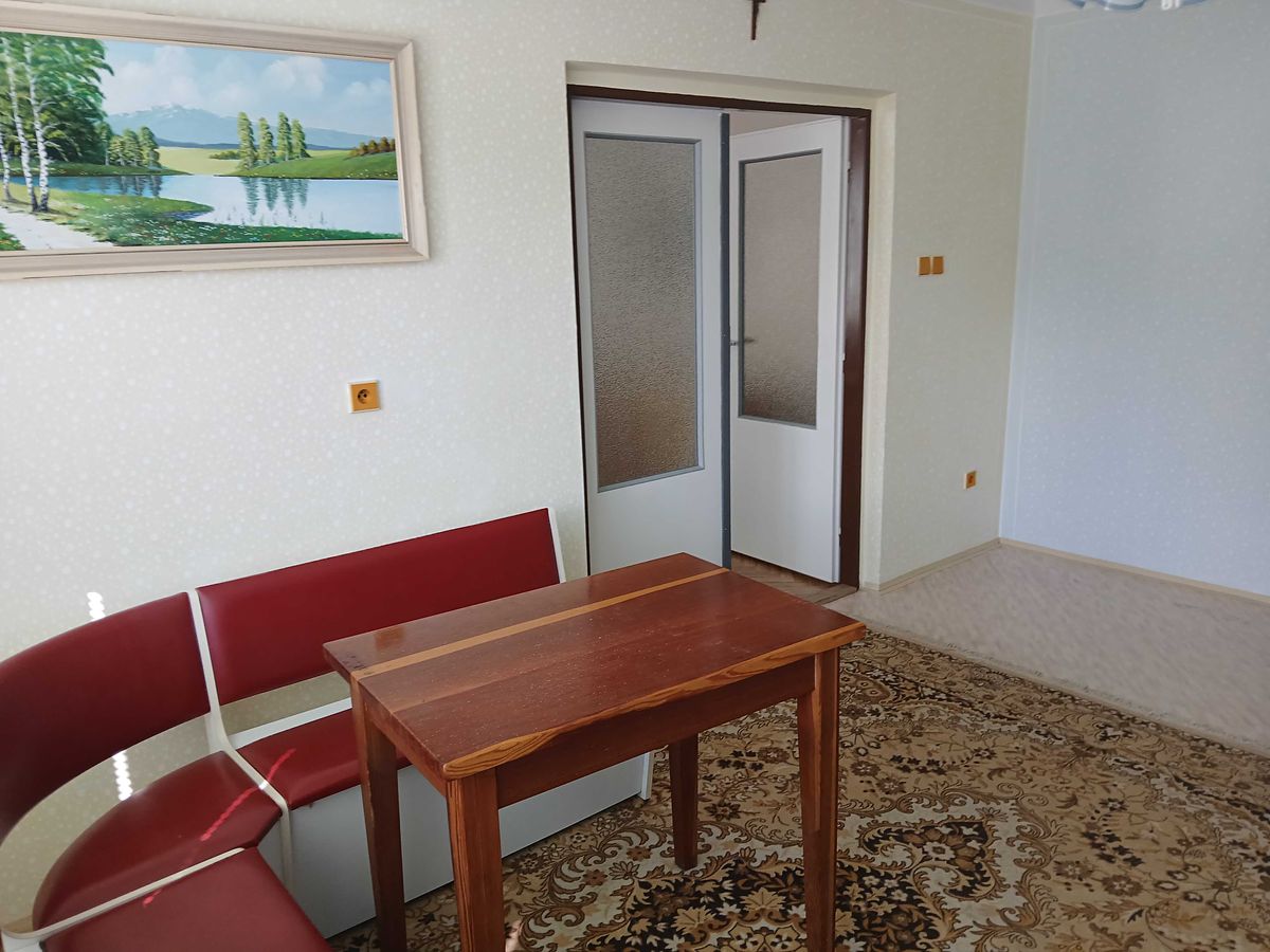 Prodej rodinného domu 300 m², pozemek 293 m² – fotografie 5