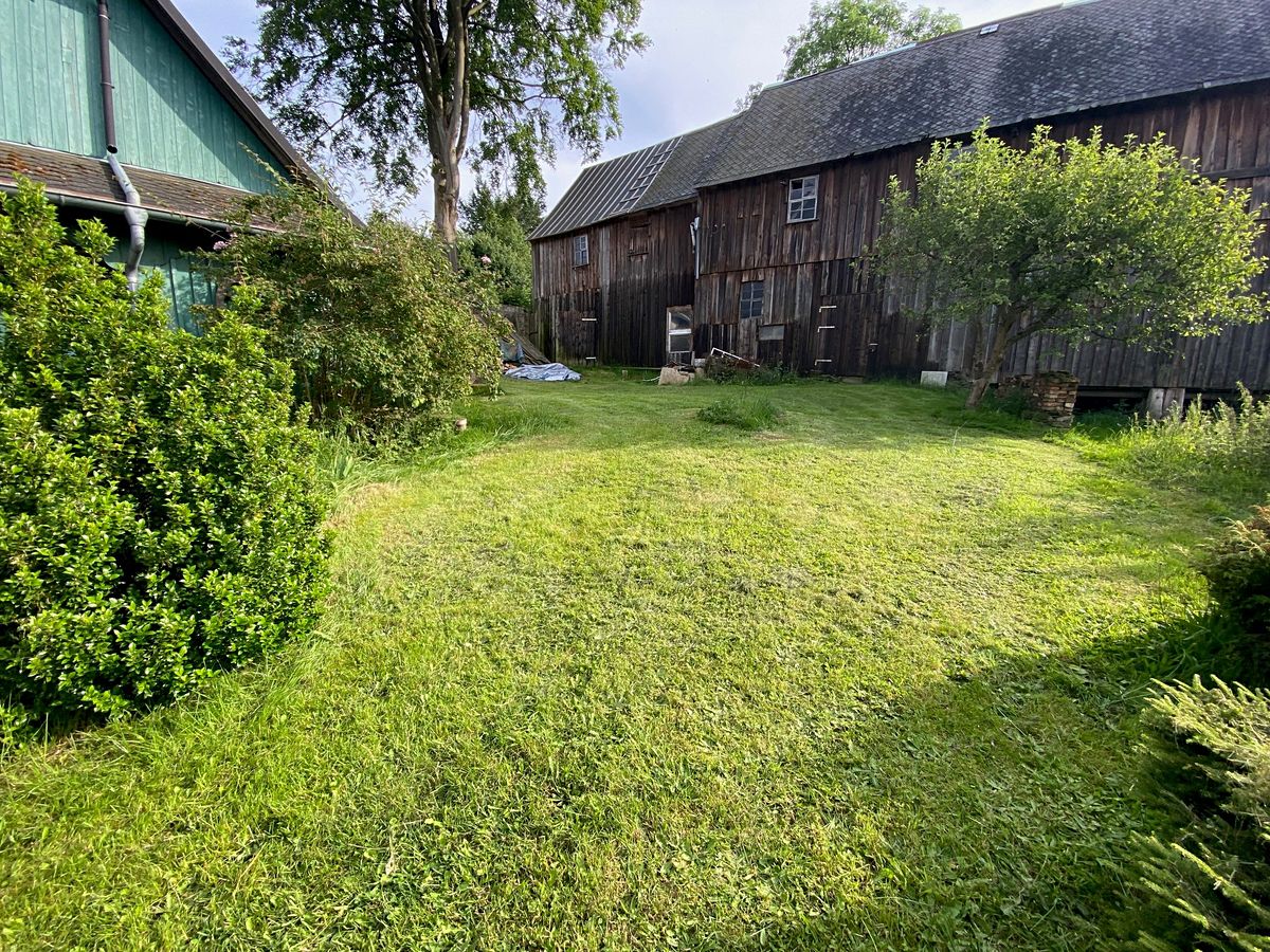 Prodej rodinného domu 160 m², pozemek 1541 m² – fotografie 2