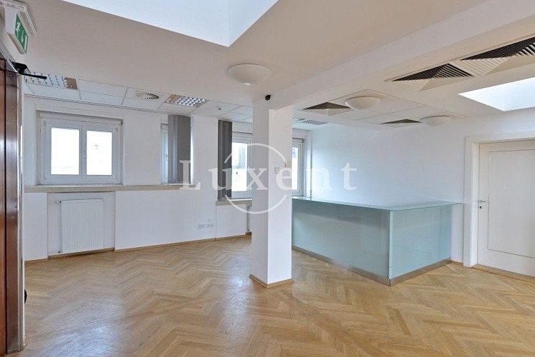Комерційне приміщення в оренду, 194 м² (2 з 6)