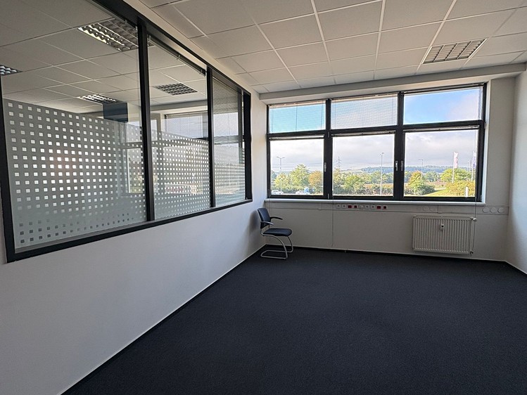 Комерційне приміщення в оренду, 600 м² (5 з 16)