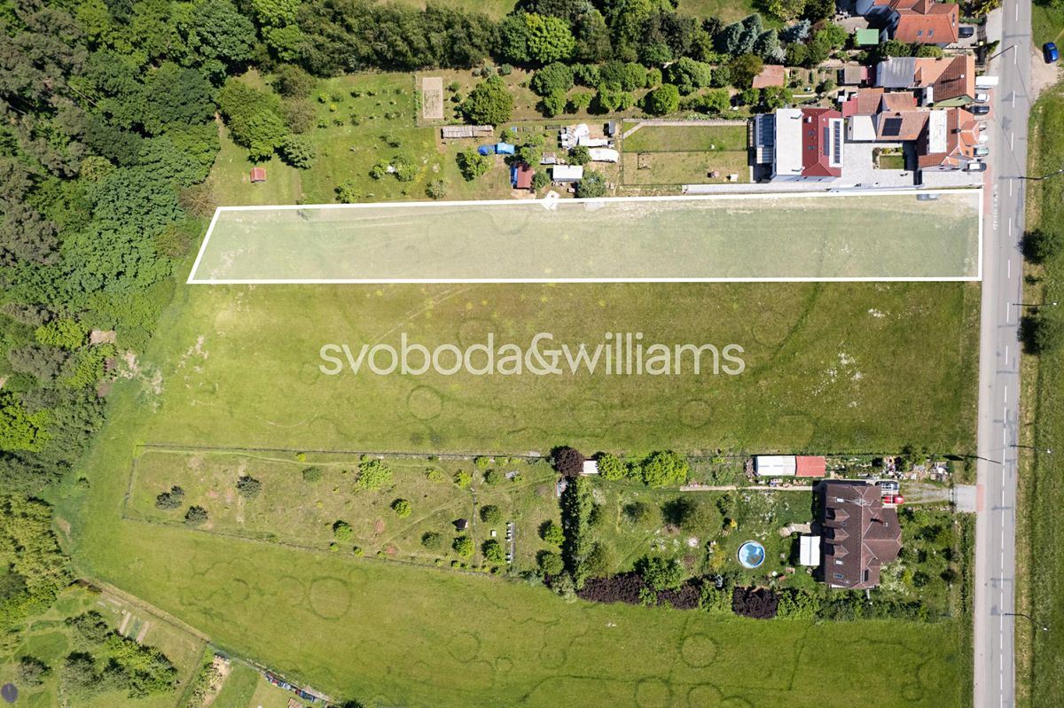 Prodej stavebního pozemku 3101 m²